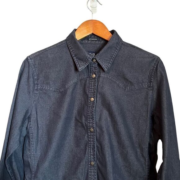 Gap dark wash snap button western‎ shirt. Size large - Picture 2 of 8